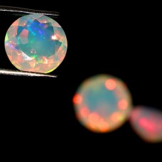 Ethiopian opal round 10mm facet 7 cts